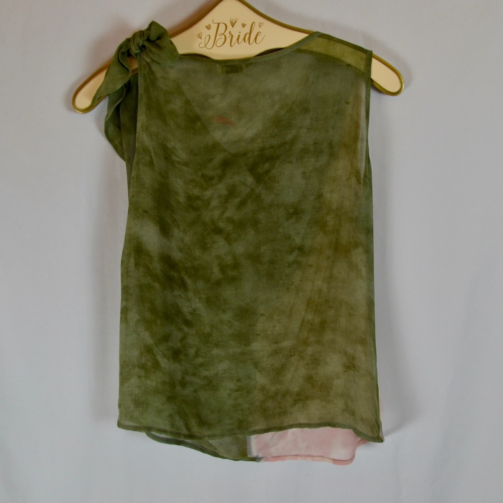 NWT🤩Designer Sheer Silk Vintage Watercolor Top - Picture 5 of 7